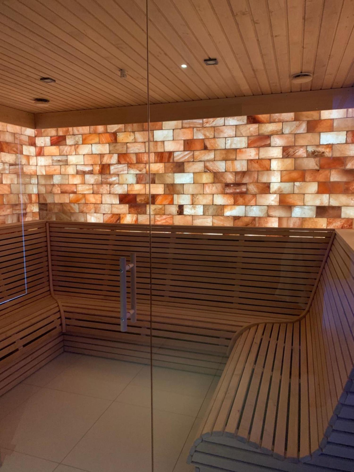 Spa Residence Carbona Heviz Apartments Kakadu 203 B Eksteriør billede